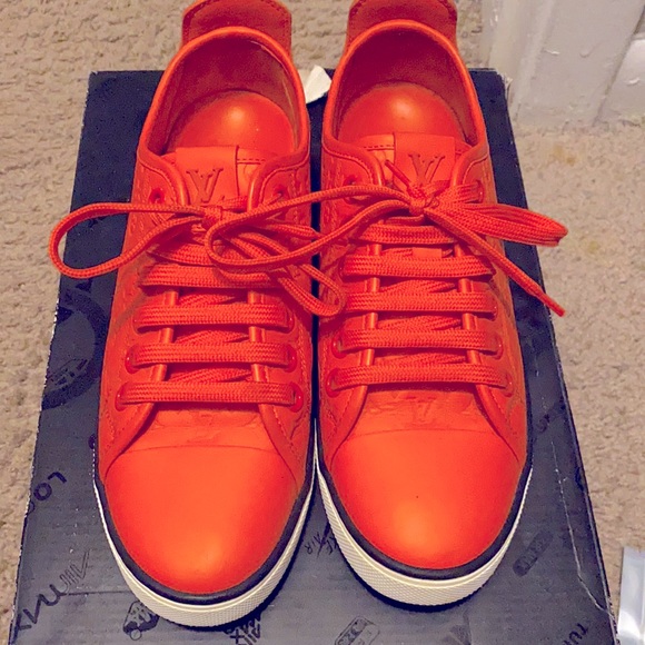 Louis Vuitton sneakers - Picture 1 of 5